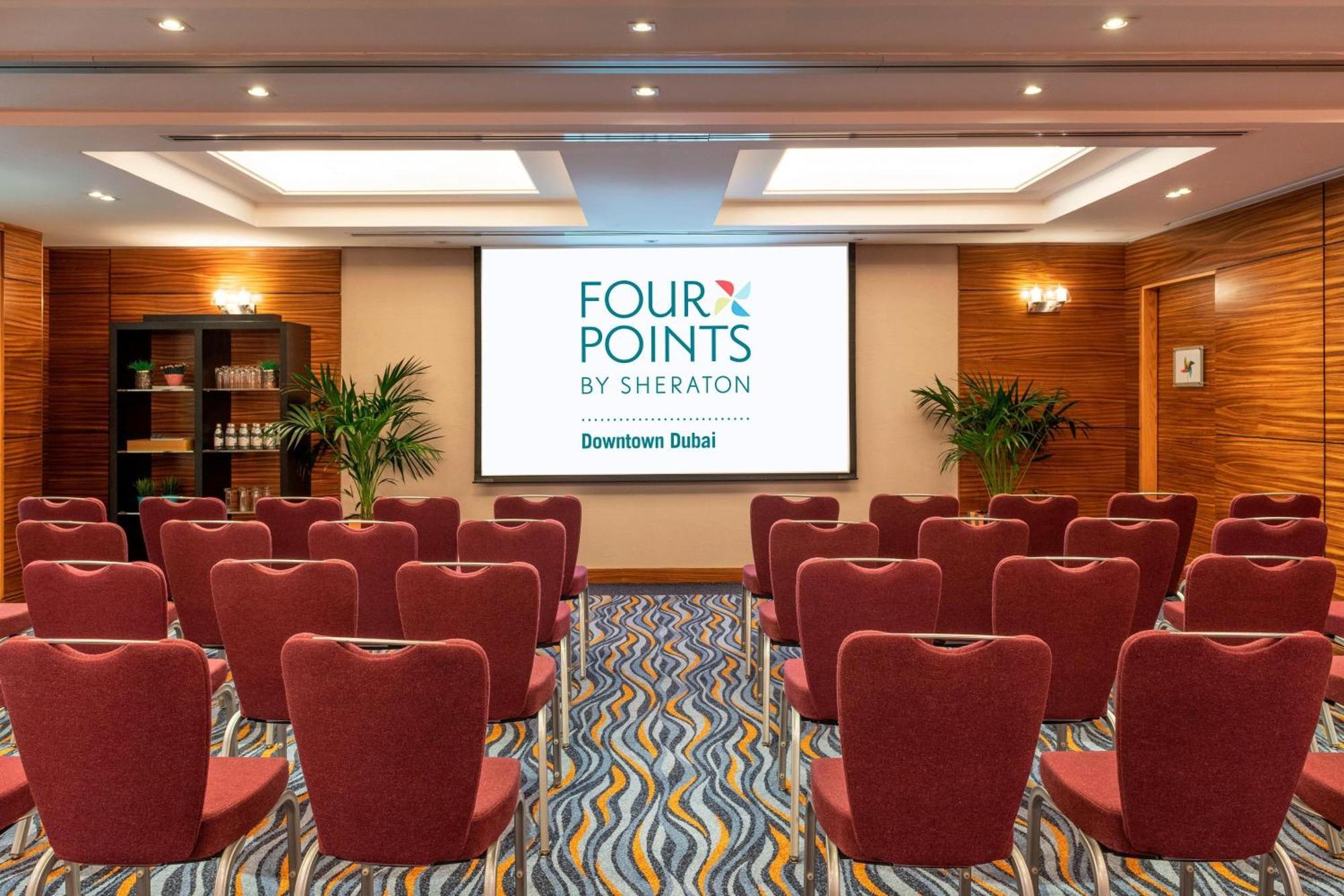 Four Points By Sheraton Bur Dubai Exterior photo